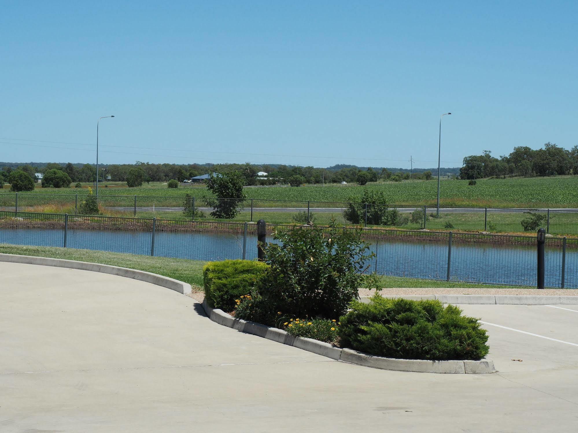 Pittsworth Motor Inn Exterior photo